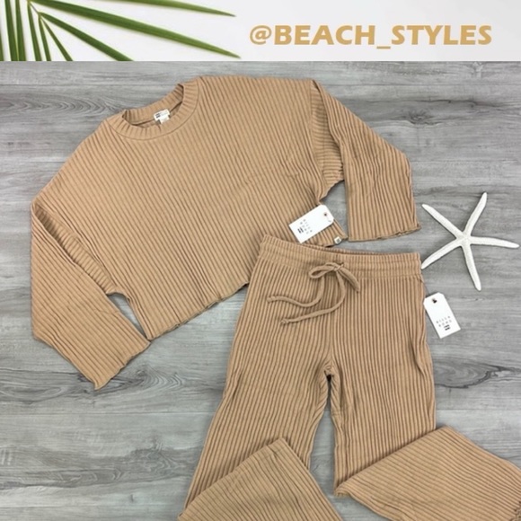 Billabong Pants - 🔆BILLABONG🔆 KEEP LOUNGIN TOP
KEEP LOUNGIN PANT SET